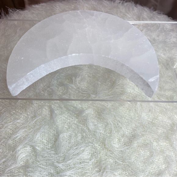 4” Selenite Crescent Moon - Picture 5 of 7